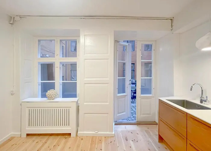 Homely By Cph Canals