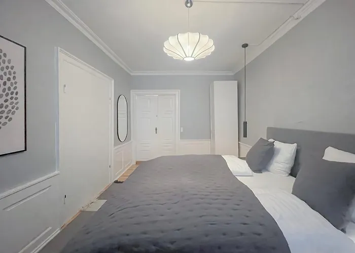 Homely By Cph Canals