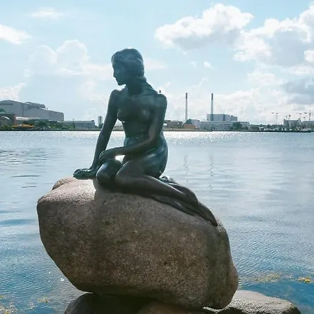 Apartment Homely By Cph Canals *